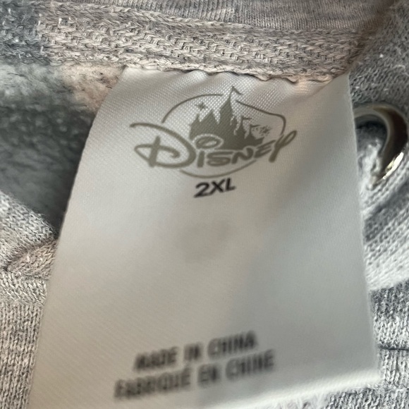 Disney PIXAR Onward Willowdale College Logo Tag - Picture 9 of 12